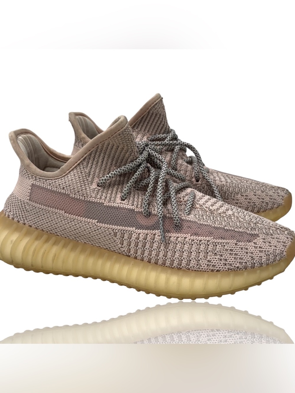 Women-7.5 Adidas Yeezy
Boost 350 V2 Synth - Picture 7 of 9